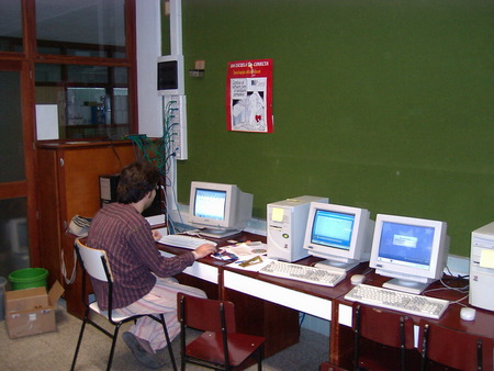 gal/Aula_Linux/Aula_Linux001.jpg