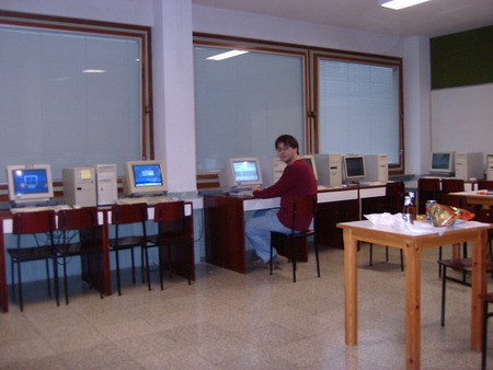 gal/Aula_Linux/Aula_Linux008.jpg